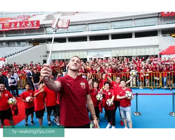 基辅直播呈现实况足球激战全程精彩解析与球迷互动盛宴现场魅力秀